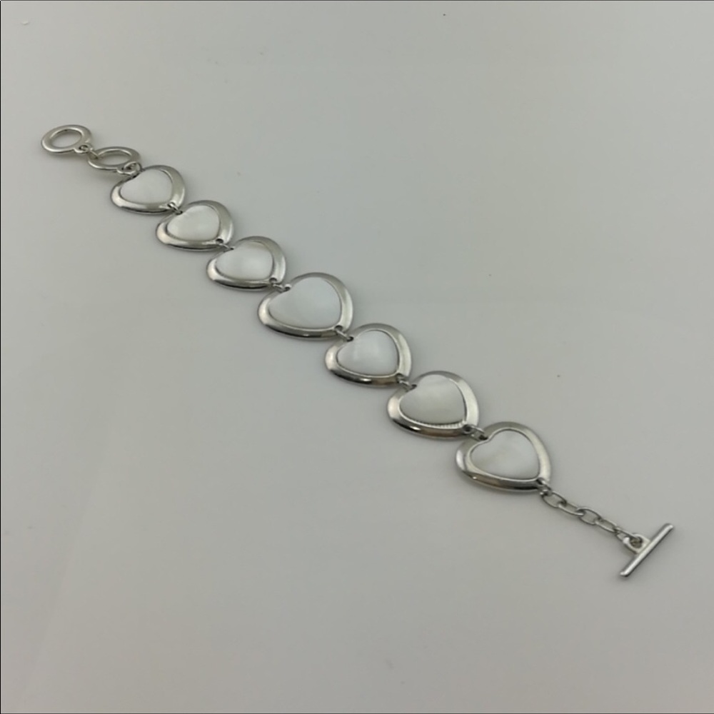 NWT Very Pretty Bracelet